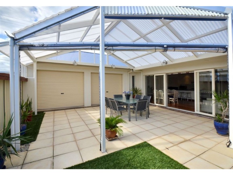 2 Woolacombe Ave, North Brighton SA 5048