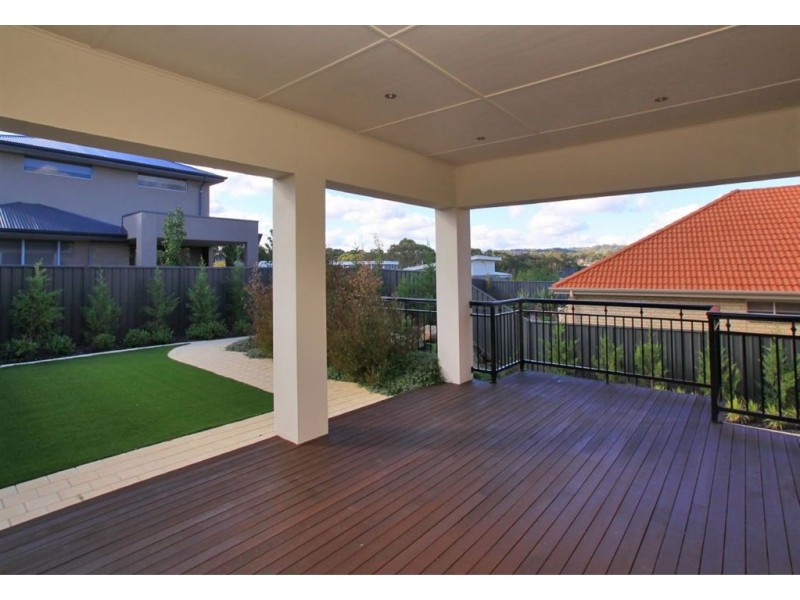 91 Highfield Drive, Craigburn Farm SA 5051