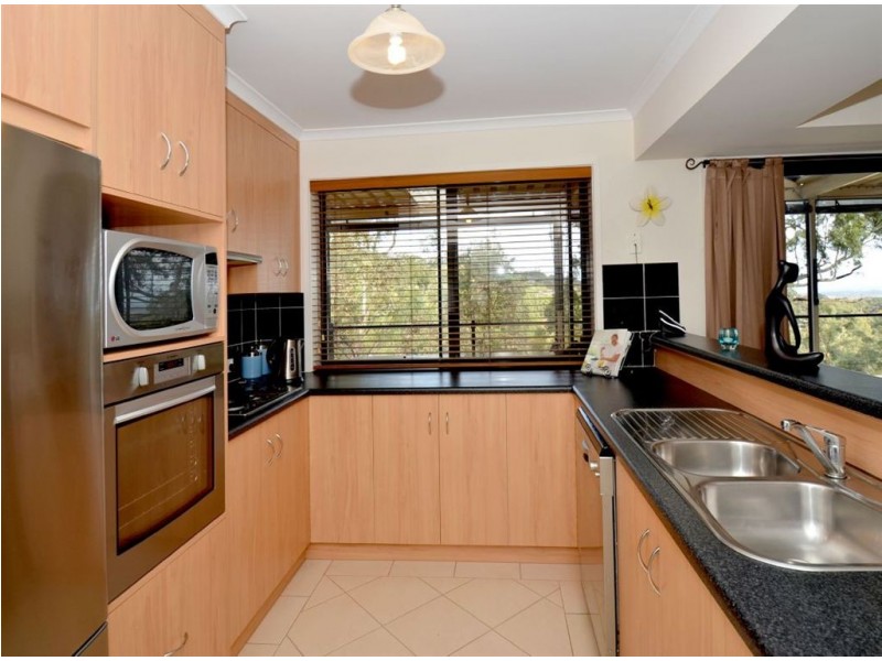 16 Grandview Court, Aberfoyle Park SA 5159