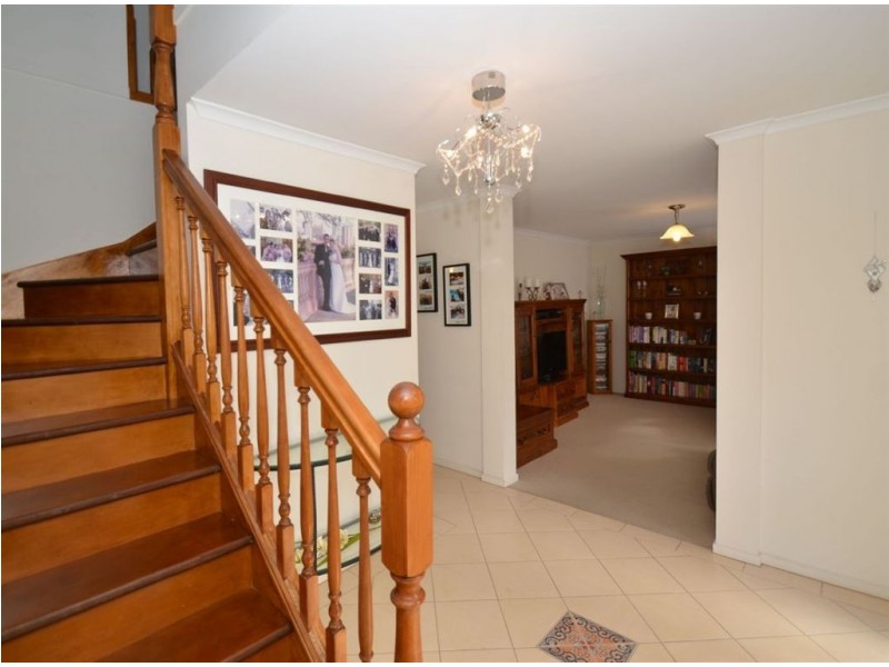 16 Grandview Court, Aberfoyle Park SA 5159