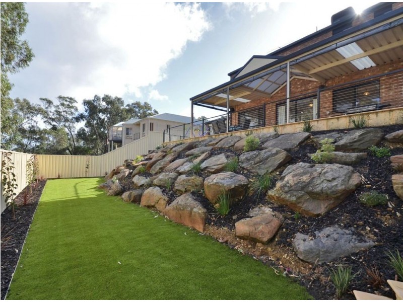 16 Grandview Court, Aberfoyle Park SA 5159