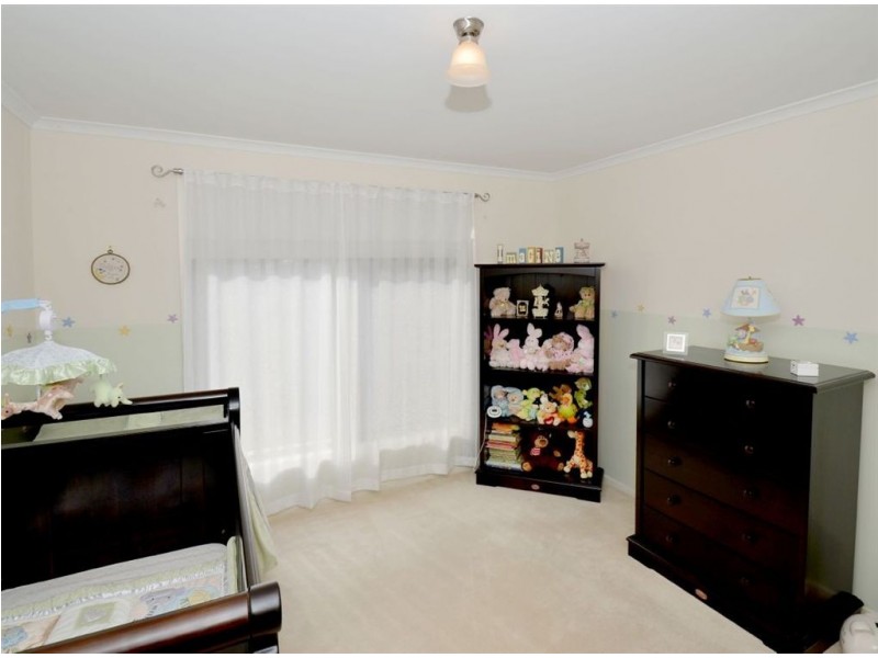16 Grandview Court, Aberfoyle Park SA 5159