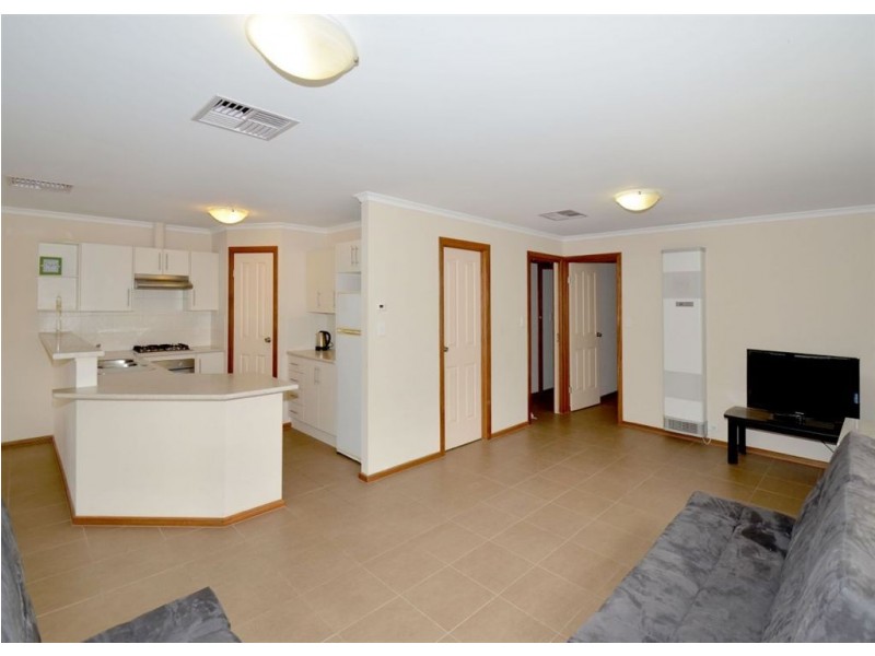 12 Kakadu Drive, Morphett Vale SA 5162