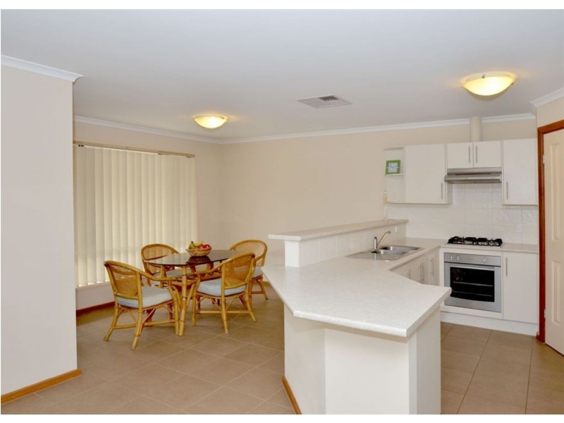 12 Kakadu Drive, Morphett Vale SA 5162