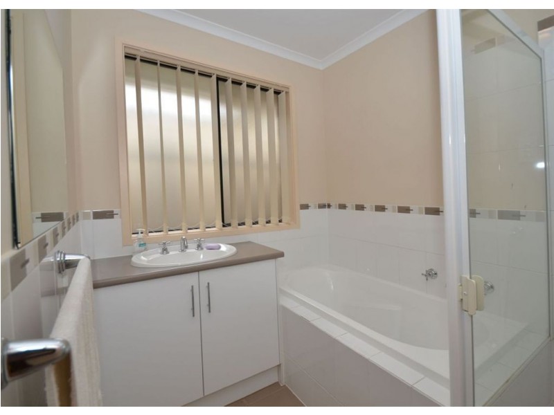 12 Kakadu Drive, Morphett Vale SA 5162