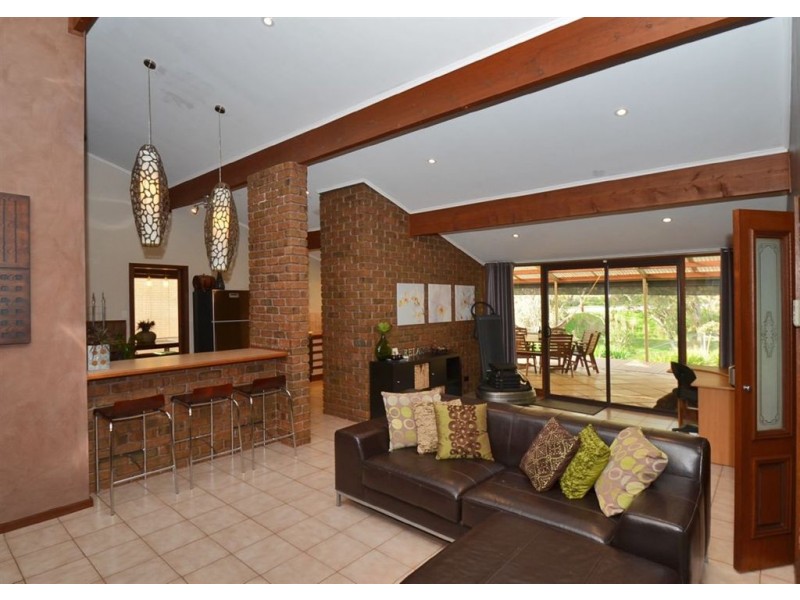 11 Rudge Close, Happy Valley SA 5159