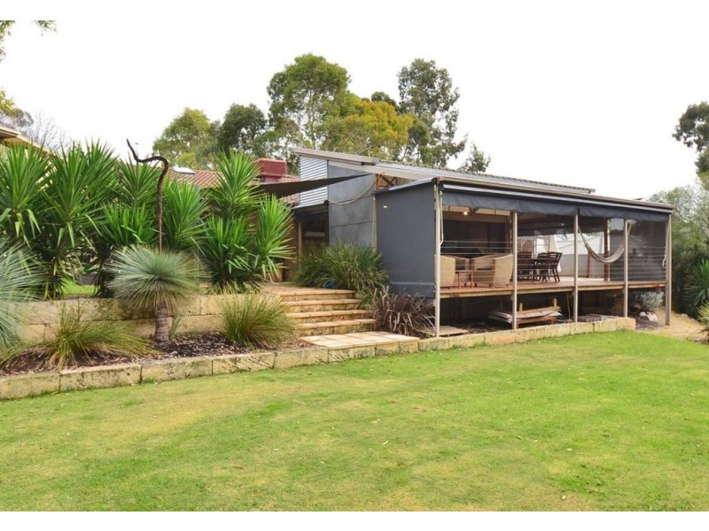 11 Rudge Close, Happy Valley SA 5159