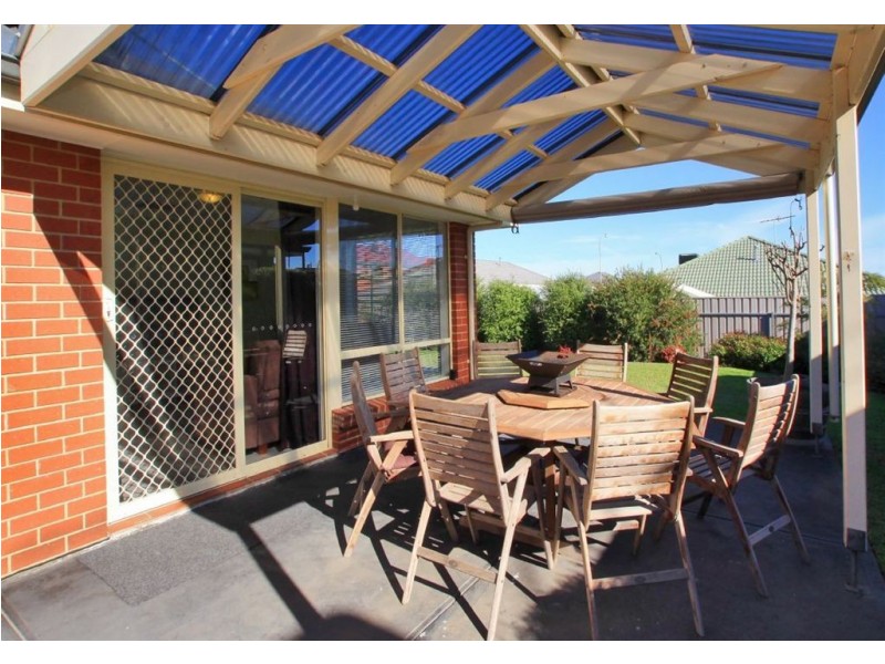 19 Henley Circuit, Seaford Rise SA 5169