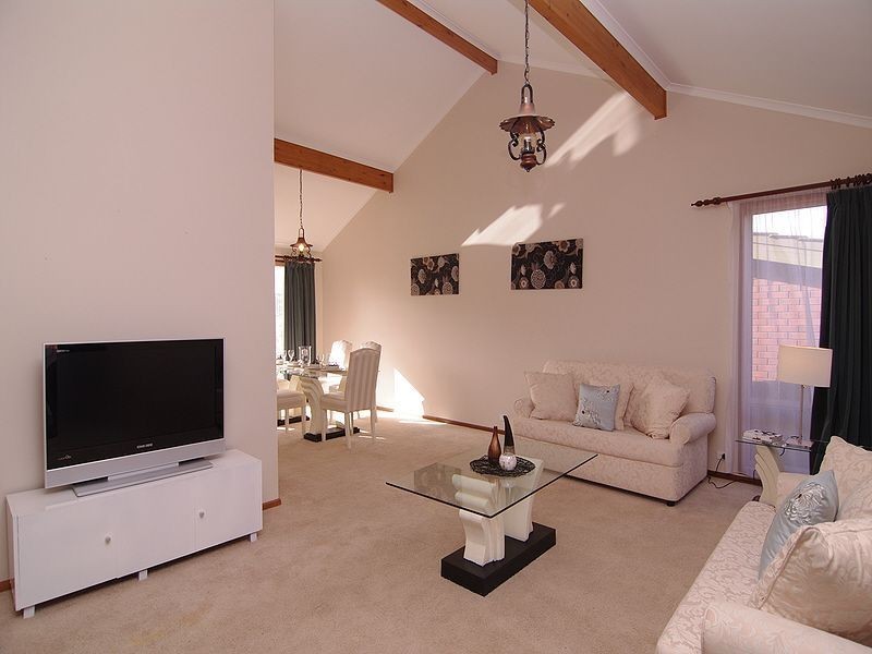 12 Vincent Boulevard, Flagstaff Hill SA 5159