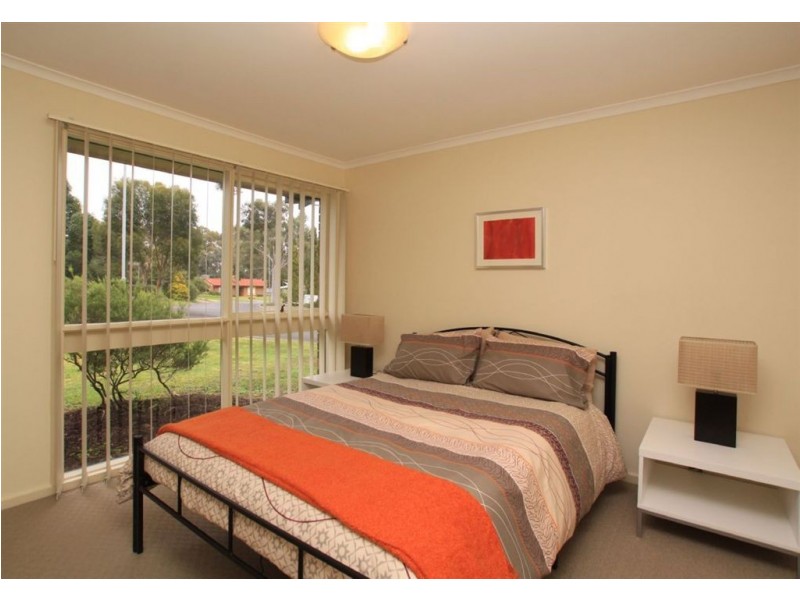 1 Lang Court, Happy Valley SA 5159
