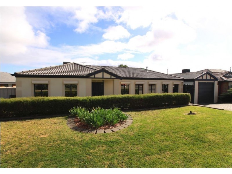 3 Best Close, Woodcroft SA 5162