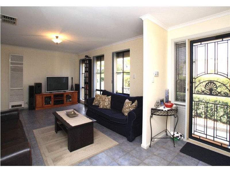 3 Best Close, Woodcroft SA 5162
