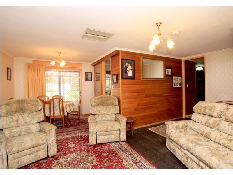 13 Horn Drive, Happy Valley SA 5159