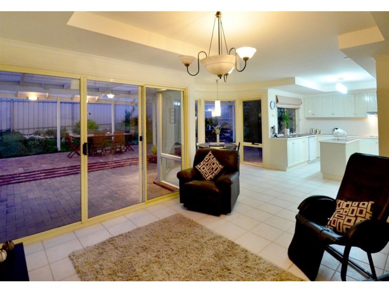 21 Ironbark Avenue, Flagstaff Hill SA 5159