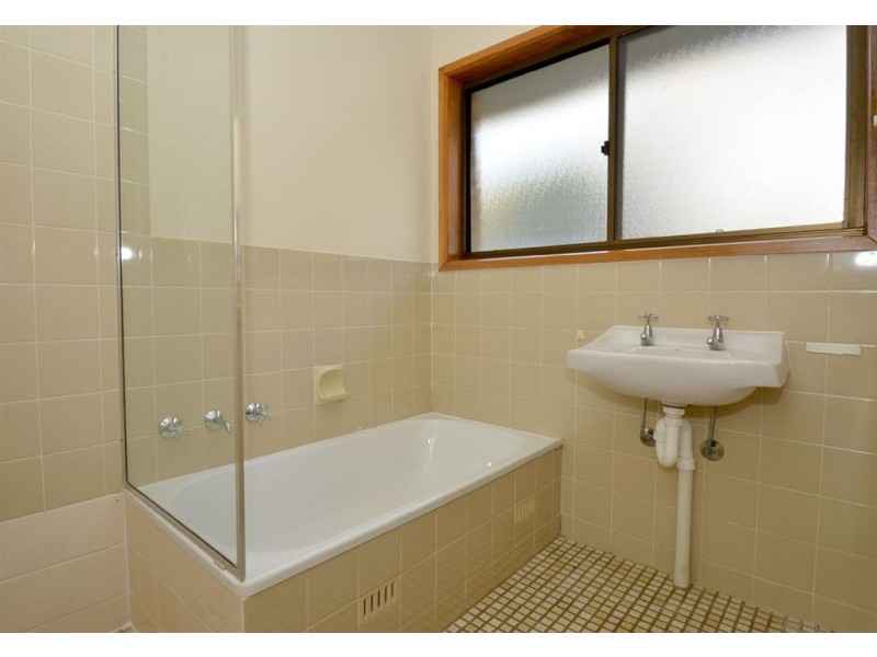 52 Horn Drive, Happy Valley SA 5159