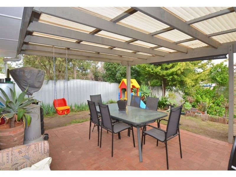 5 Jeanette Crescent, Aberfoyle Park SA 5159