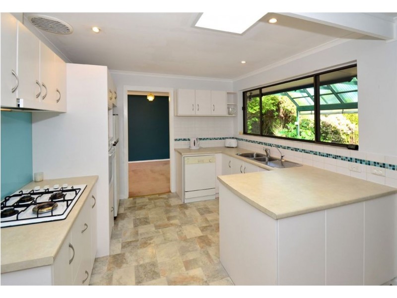 30 Nickel Drive, Aberfoyle Park SA 5159