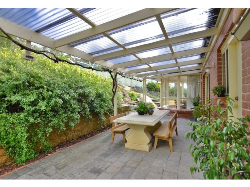 48 The Oaks Parade, Aberfoyle Park SA 5159