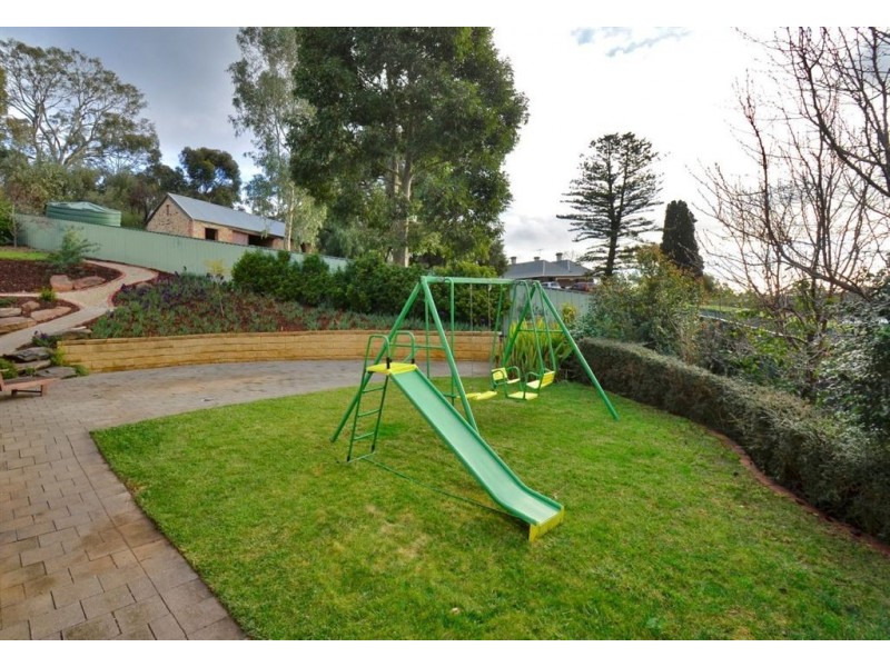 48 The Oaks Parade, Aberfoyle Park SA 5159