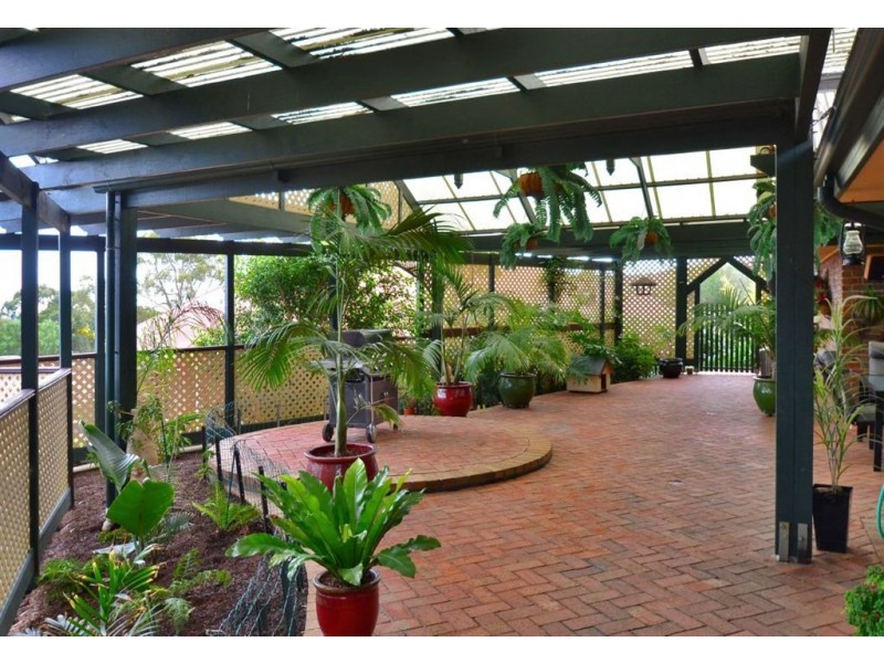 11 St Vincent Close, Aberfoyle Park SA 5159