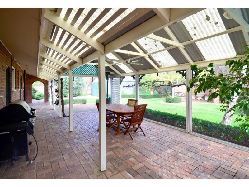 12 Bellaview Road, Flagstaff Hill SA 5159