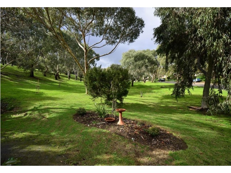 13 Alpine Road, Happy Valley SA 5159