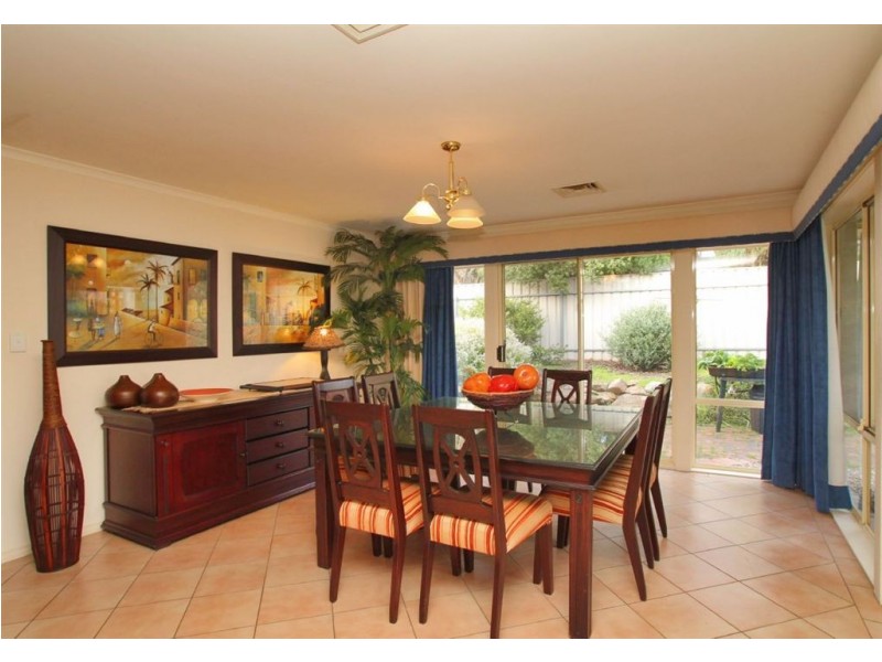 17 Ironbark Avenue, Flagstaff Hill SA 5159