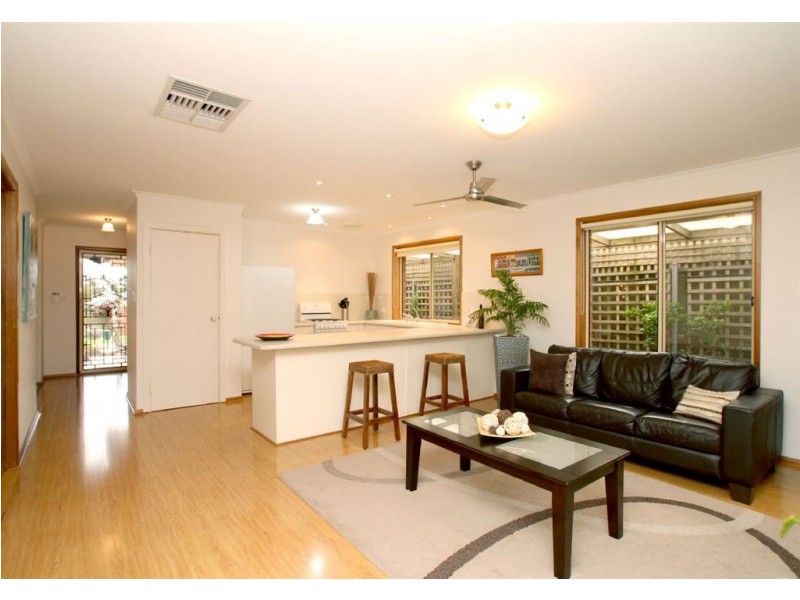 10 Lindsay Court, Aberfoyle Park SA 5159