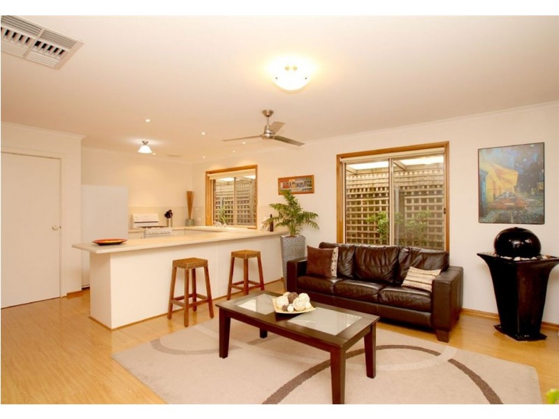 10 Lindsay Court, Aberfoyle Park SA 5159