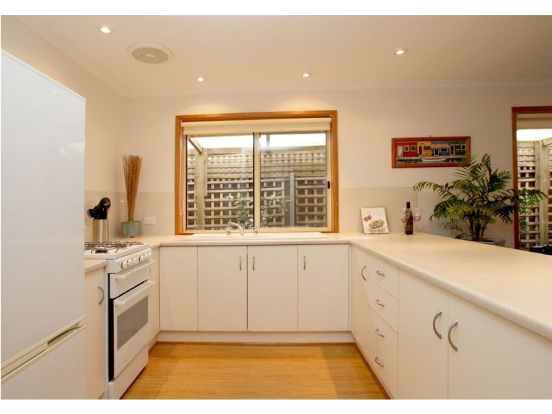 10 Lindsay Court, Aberfoyle Park SA 5159