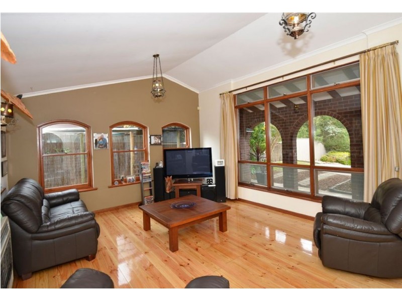 24 Lulworth Place, Flagstaff Hill SA 5159