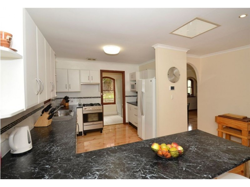 24 Lulworth Place, Flagstaff Hill SA 5159