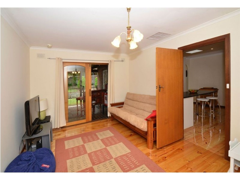 24 Lulworth Place, Flagstaff Hill SA 5159