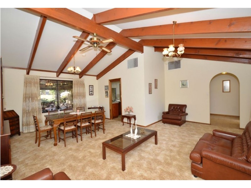 8 McDiarmid Avenue, Pasadena SA 5042