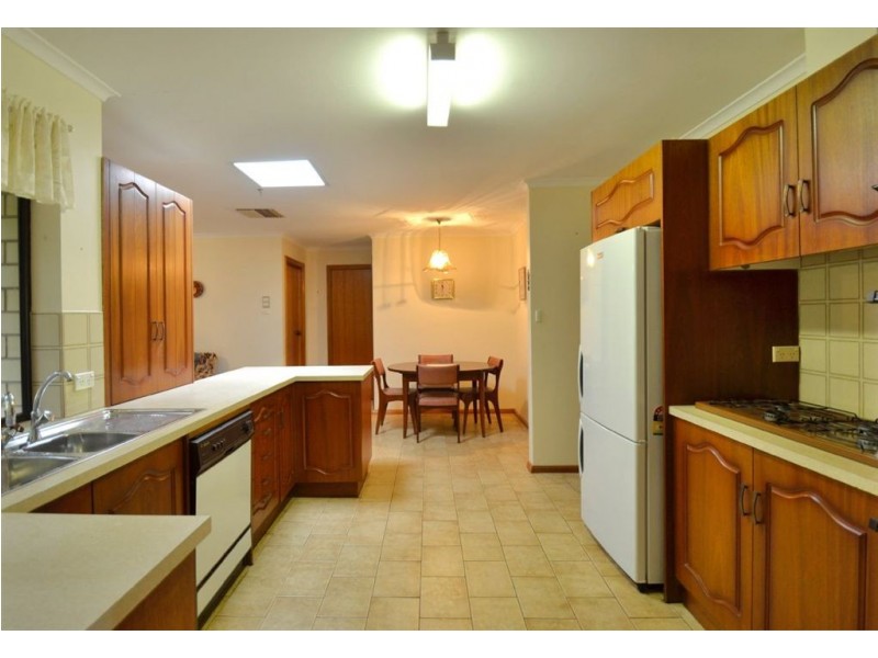 8 McDiarmid Avenue, Pasadena SA 5042