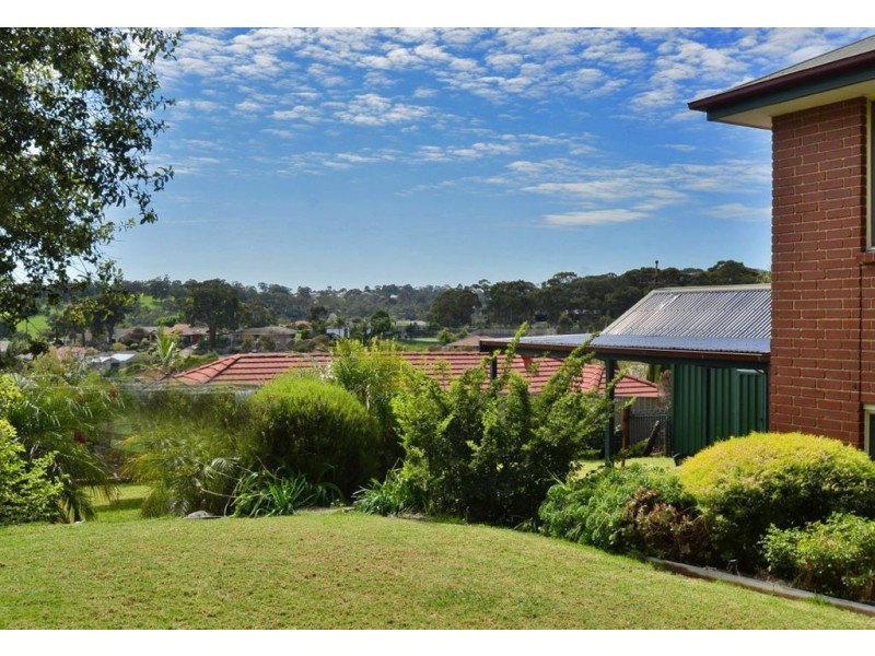 10 Sandalwood Crescent, Flagstaff Hill SA 5159
