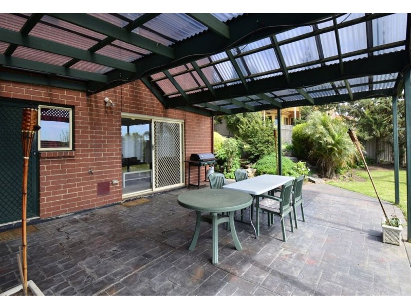 10 Sandalwood Crescent, Flagstaff Hill SA 5159