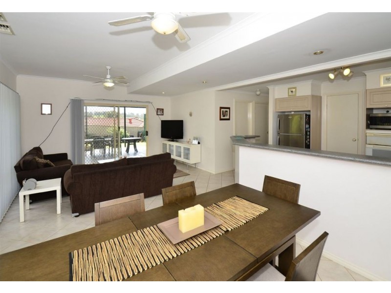 10 Sandalwood Crescent, Flagstaff Hill SA 5159