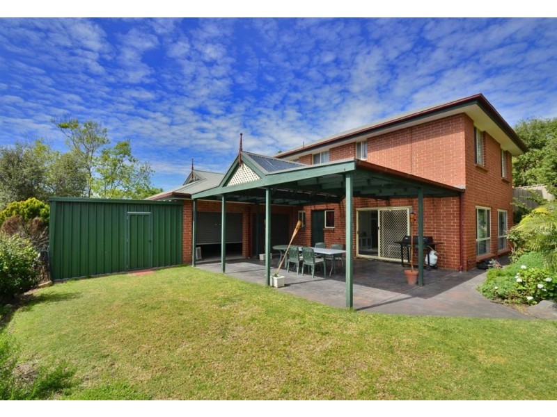 10 Sandalwood Crescent, Flagstaff Hill SA 5159