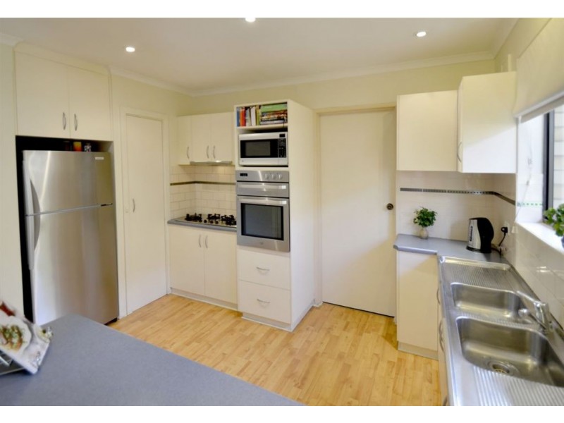 7 Camelot Crescent, Seacombe Heights SA 5047