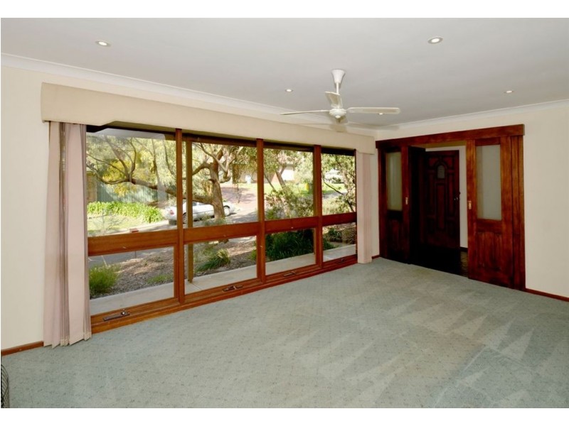 2 Ebor Crescent, Aberfoyle Park SA 5159