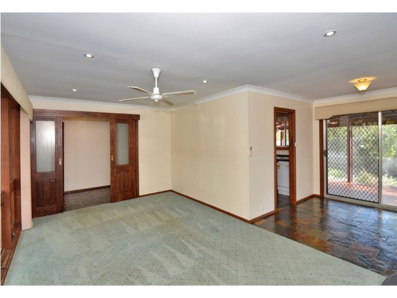 2 Ebor Crescent, Aberfoyle Park SA 5159