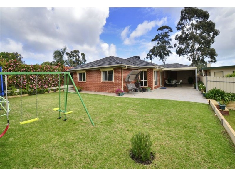 2a Hams Road, Flagstaff Hill SA 5159
