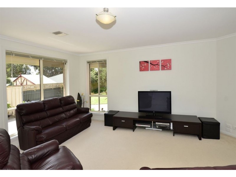 2a Hams Road, Flagstaff Hill SA 5159