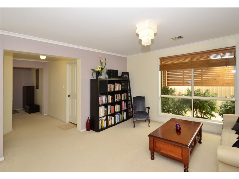 2a Hams Road, Flagstaff Hill SA 5159