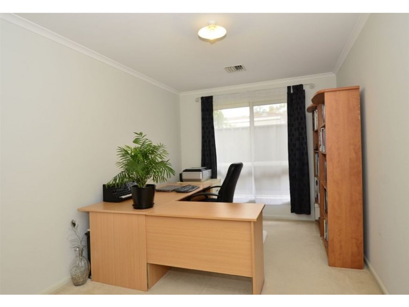 2a Hams Road, Flagstaff Hill SA 5159