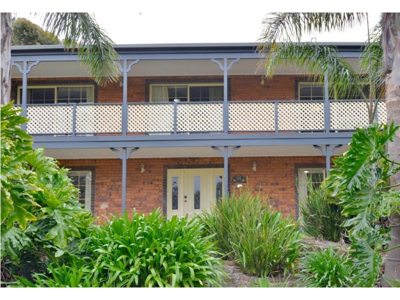 24 Maluka Drive, Happy Valley SA 5159