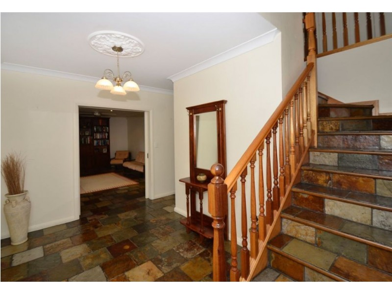 24 Maluka Drive, Happy Valley SA 5159