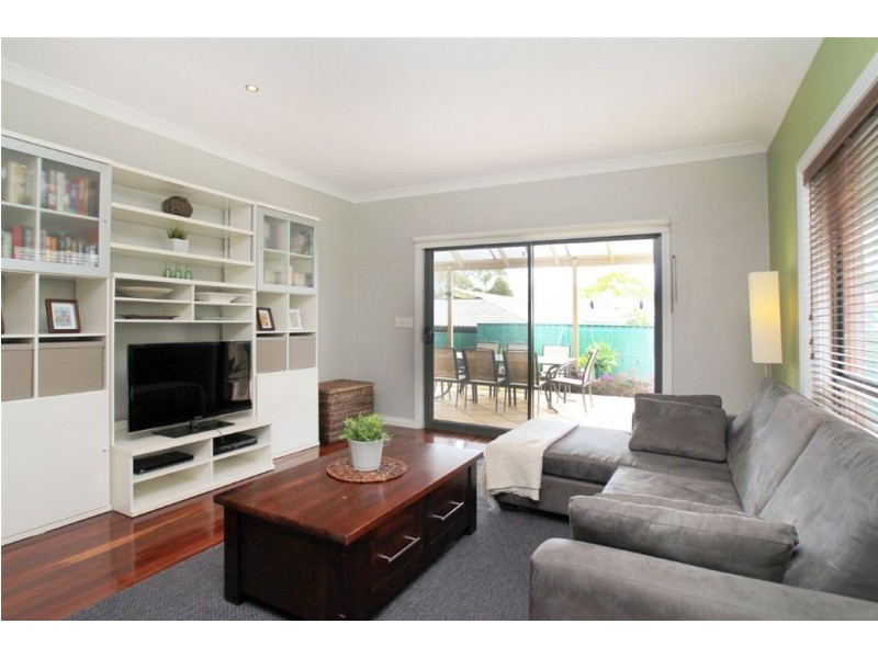 12 Dianne Street, Happy Valley SA 5159