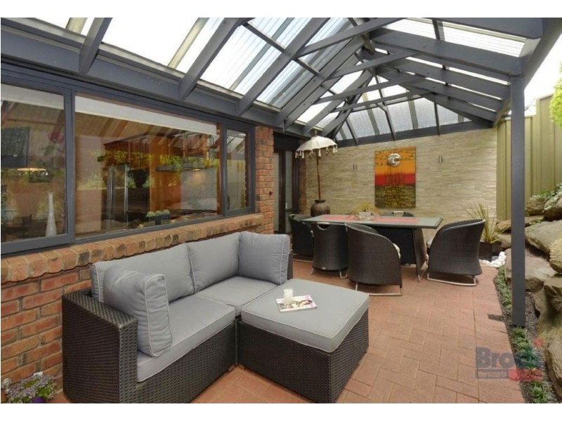 28 Monaco Circuit, Aberfoyle Park SA 5159